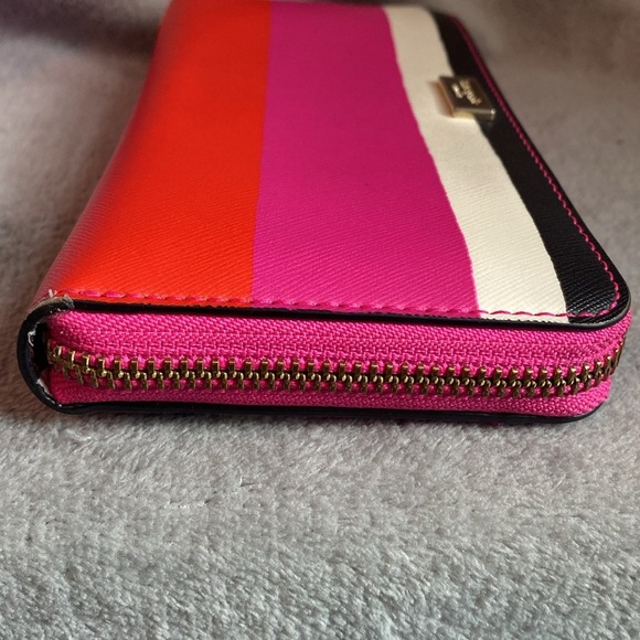 ❤️♠️🩷KATE SPADE❤️♠️🩷Laurel Way Bonita Stripe Neda/EUC - Picture 7 of 8